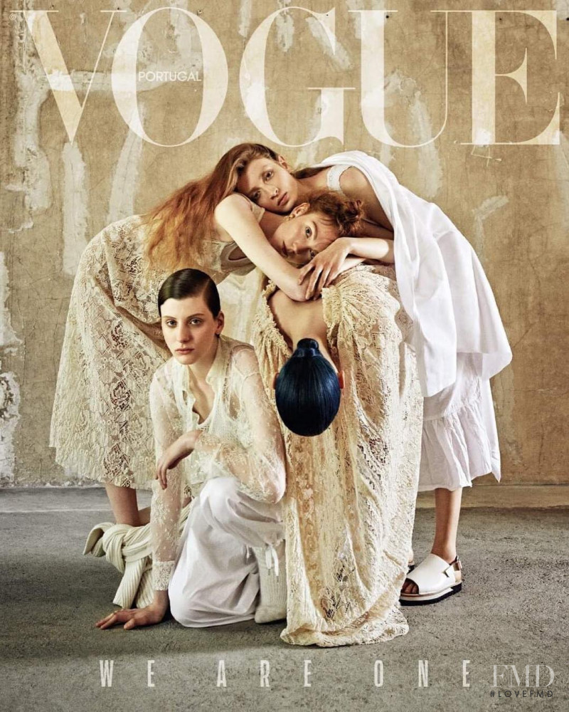 Kate Somers, Hazel Townsend, Bo Gebruers featured on the Vogue Portugal cover from November 2018