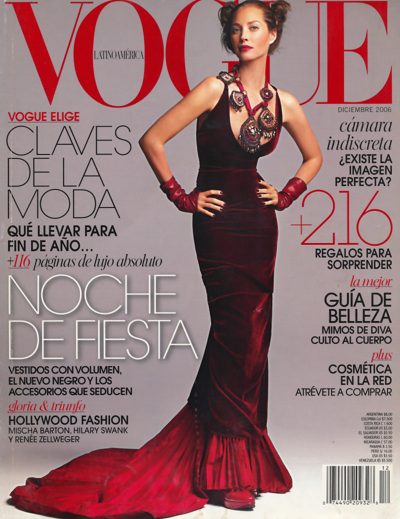 Christy Turlington featured on the Vogue Latin America cover from December 2006