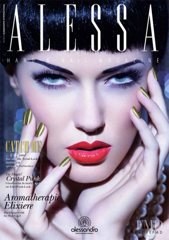 Anna Christina Schwartz featured on the Alessa cover from August 2016