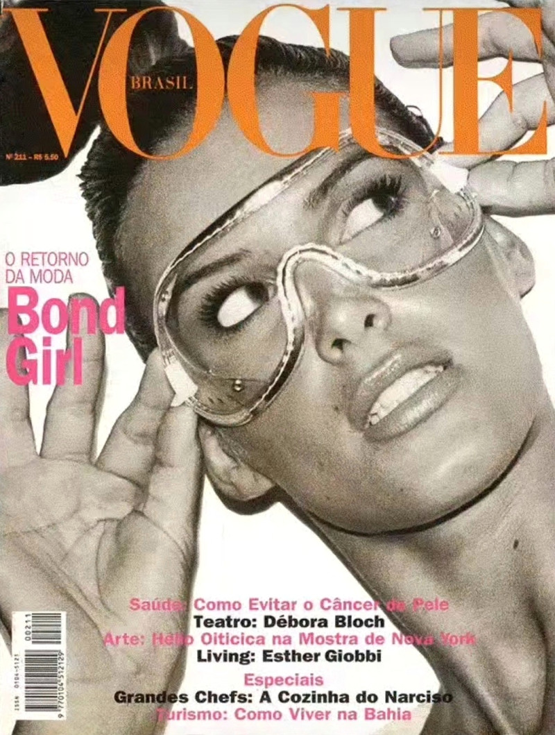 Cleonice featured on the Vogue Brazil cover from March 1995