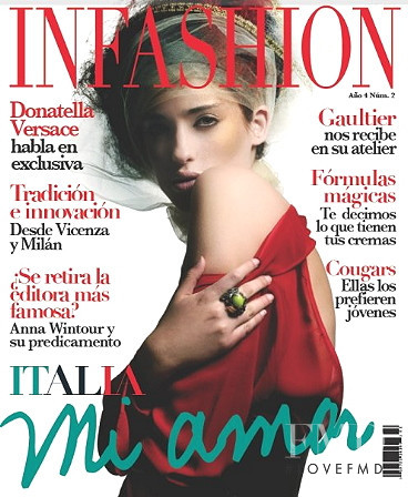 Samantha Zajarias featured on the Infashion Mexico cover from March 2009