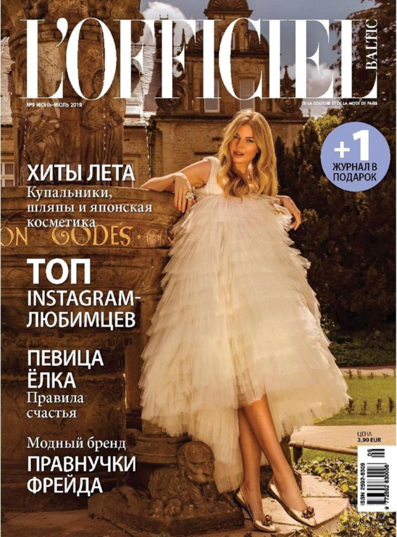  featured on the L\'Officiel Baltic cover from June 2019