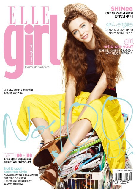  featured on the Elle Girl Korea cover from June 2011