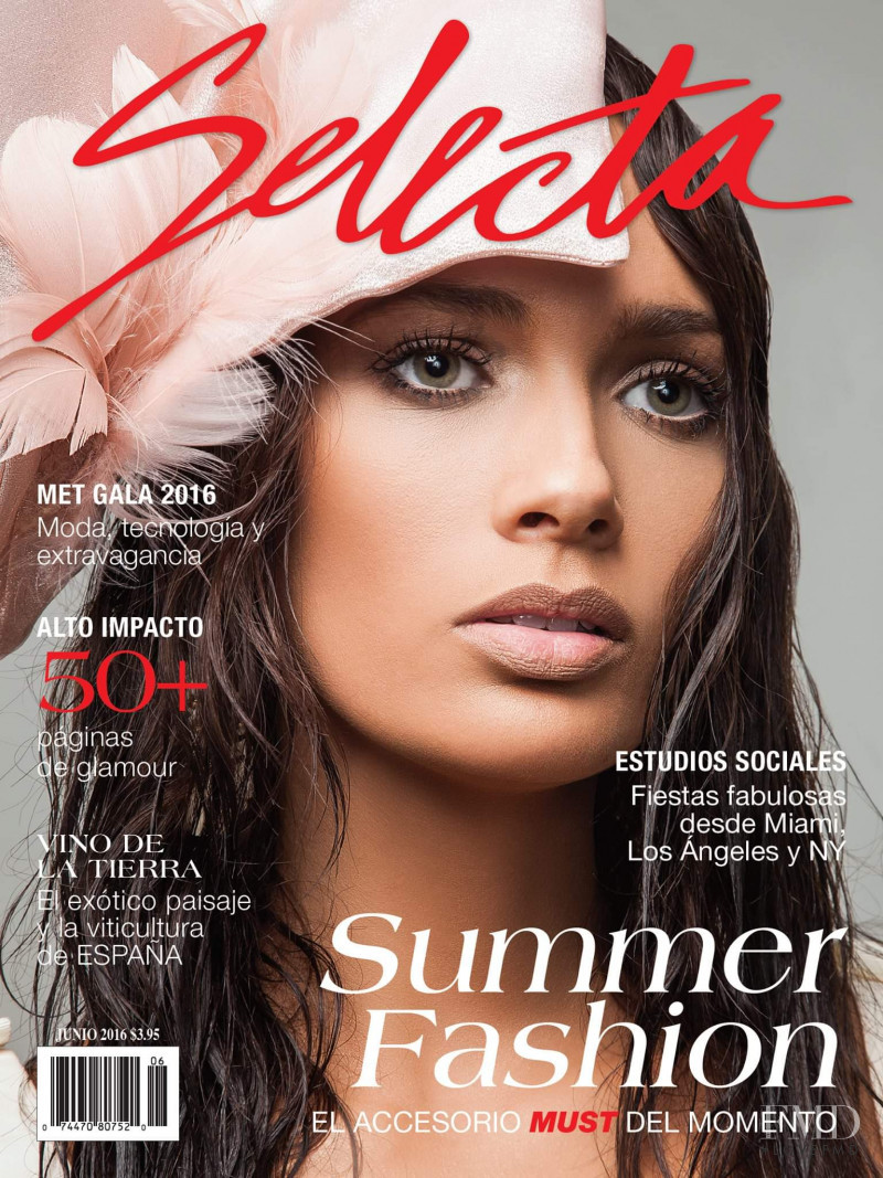  featured on the Selecta cover from June 2016