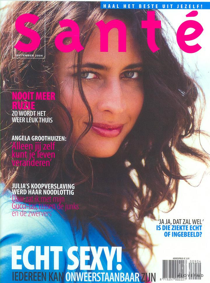 Natalia Ines Gallardo Villa featured on the santé cover from September 2004