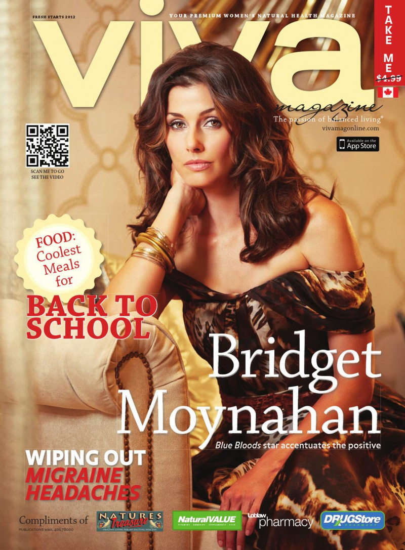 Bridget Moynahan featured on the Viva Canada cover from October 2012