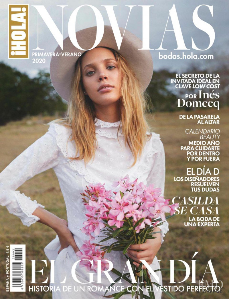 Rosmary Altuve featured on the Hola! Novias Spain cover from March 2020