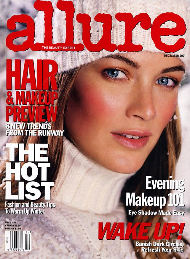Carolyn Murphy featured on the Allure cover from December 2001