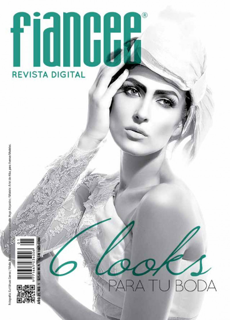  featured on the Fiancee Bodas Digital cover from January 2013