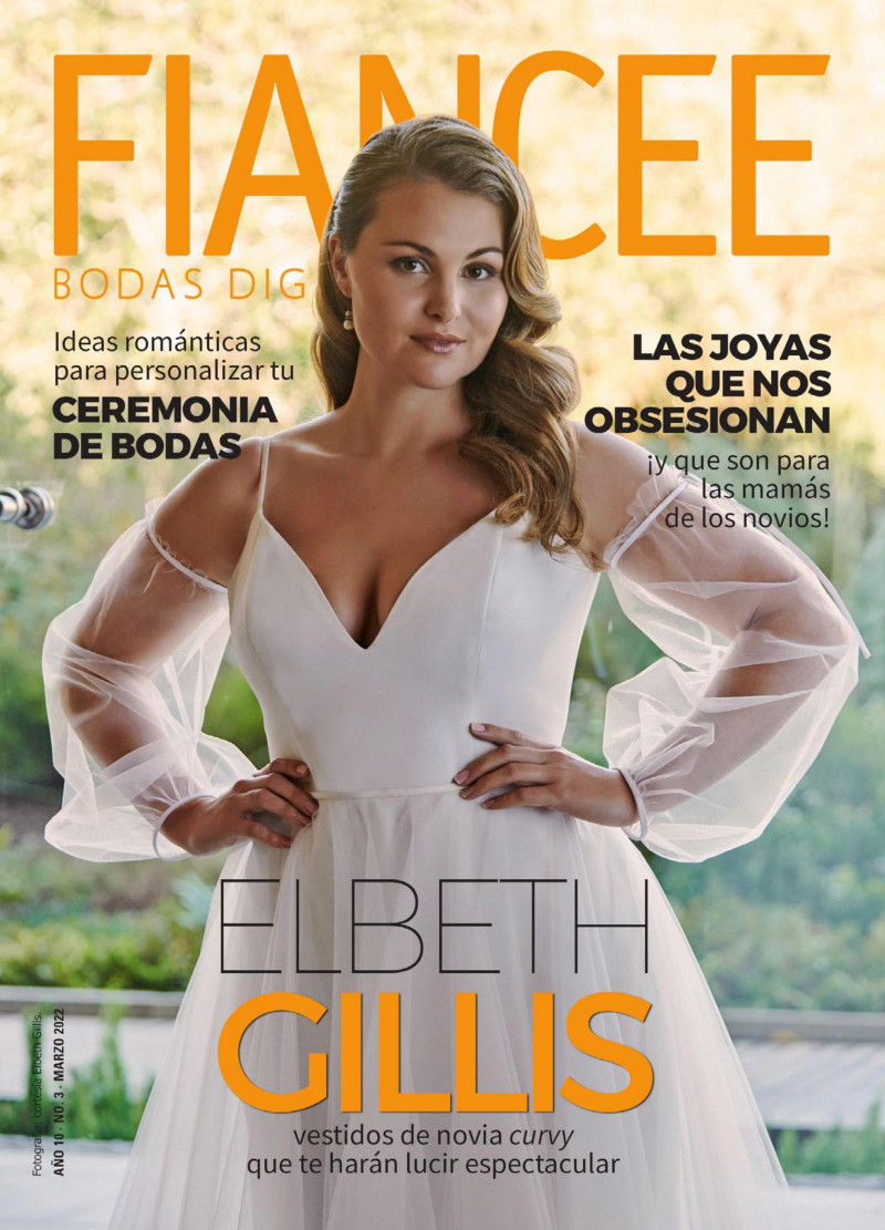  featured on the Fiancee Bodas Digital cover from March 2022