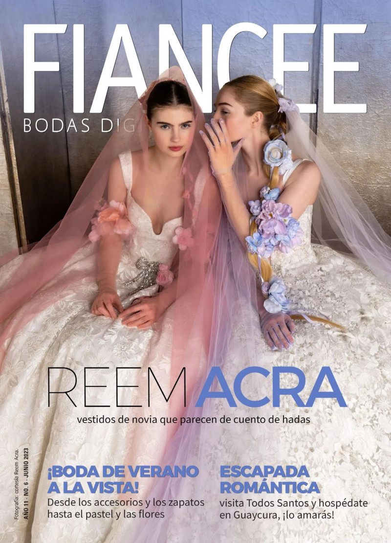  featured on the Fiancee Bodas Digital cover from June 2023