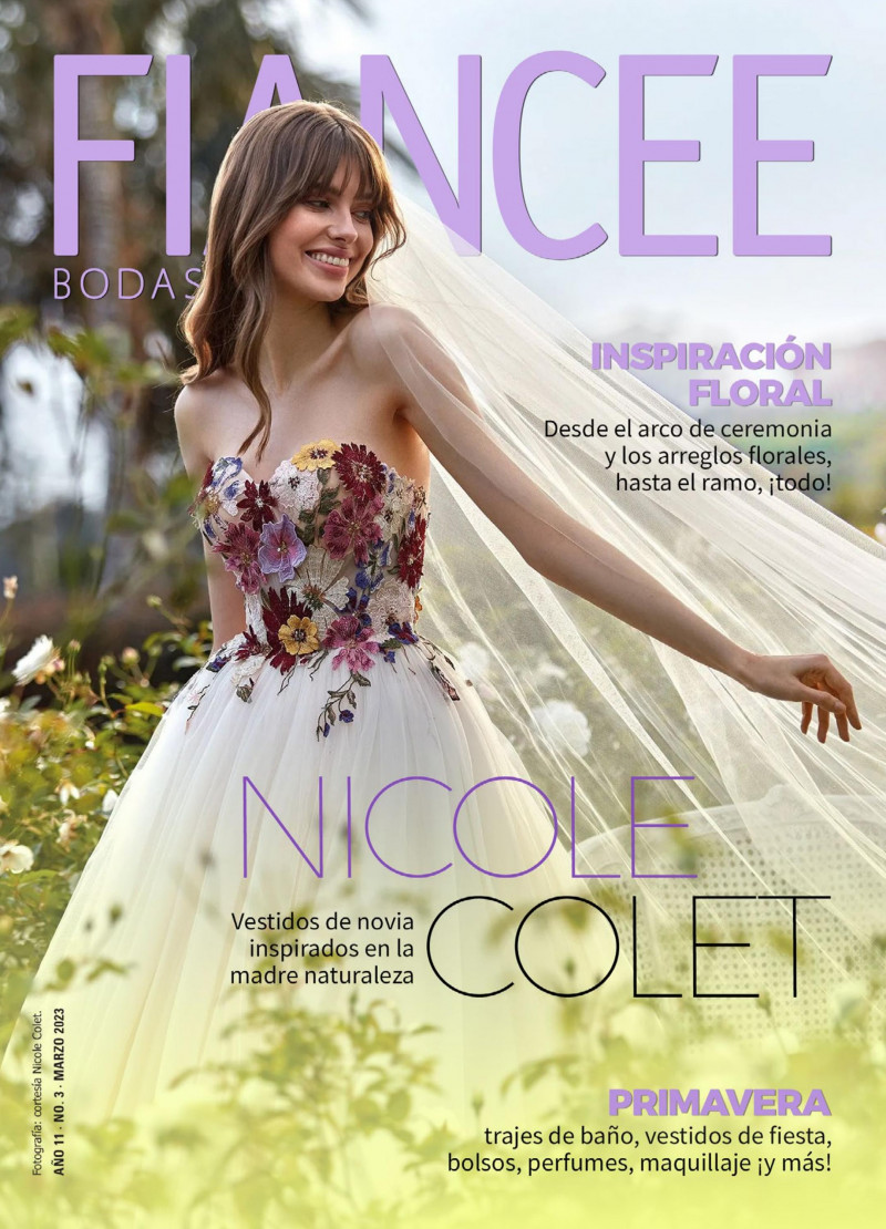  featured on the Fiancee Bodas Digital cover from March 2023