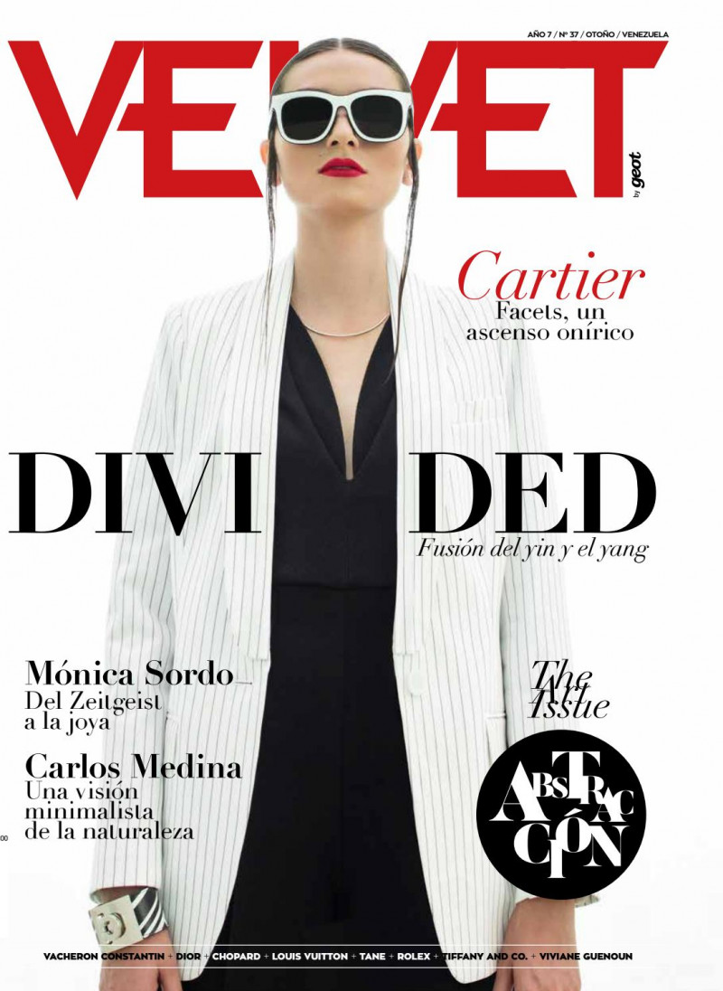 Xiomara featured on the Velvet Venezuela cover from September 2016