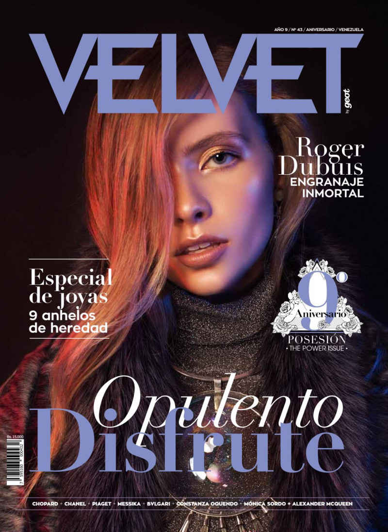 Nina featured on the Velvet Venezuela cover from November 2017