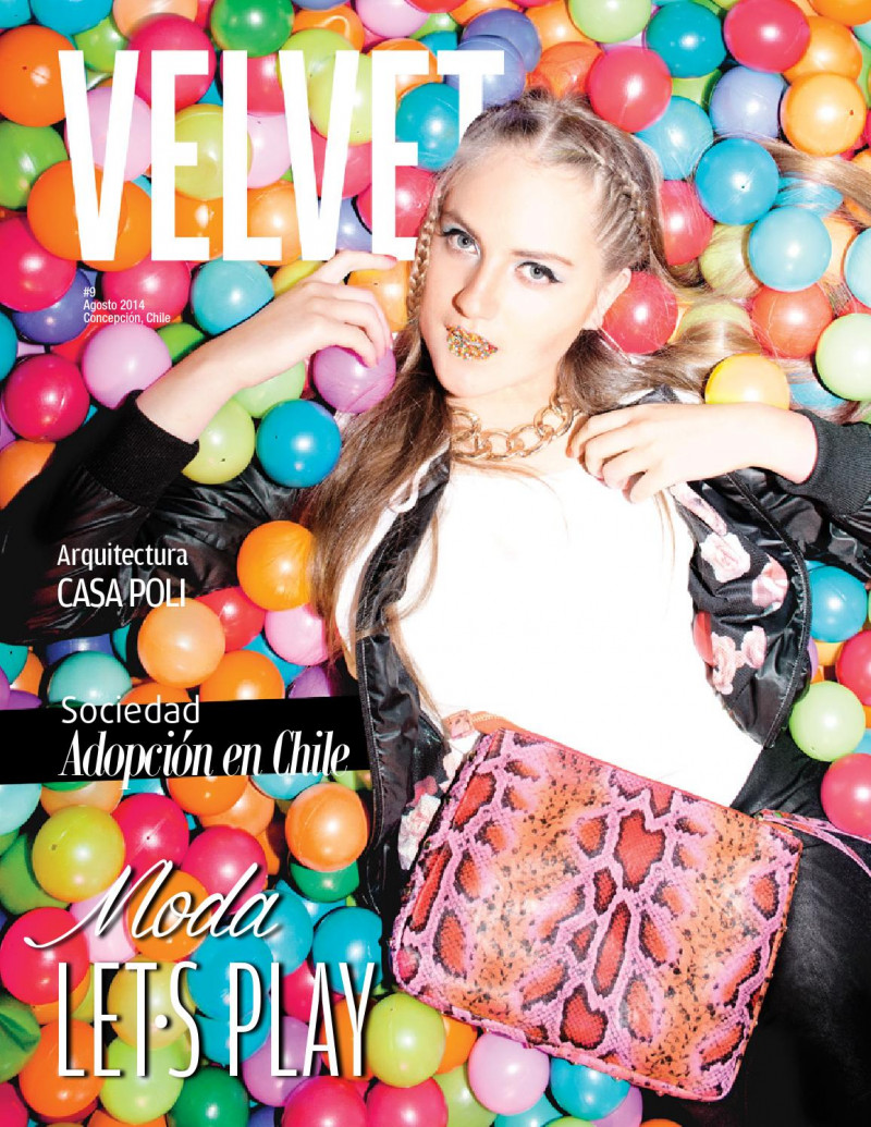 Mariana Kusulas featured on the Velvet Chile cover from August 2014