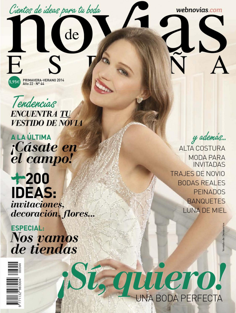  featured on the Novias de España cover from March 2014
