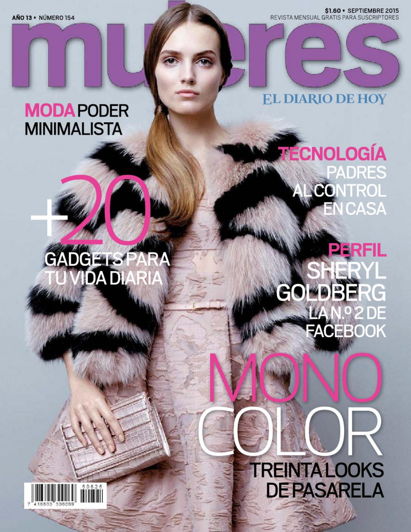  featured on the Mujeres cover from September 2015