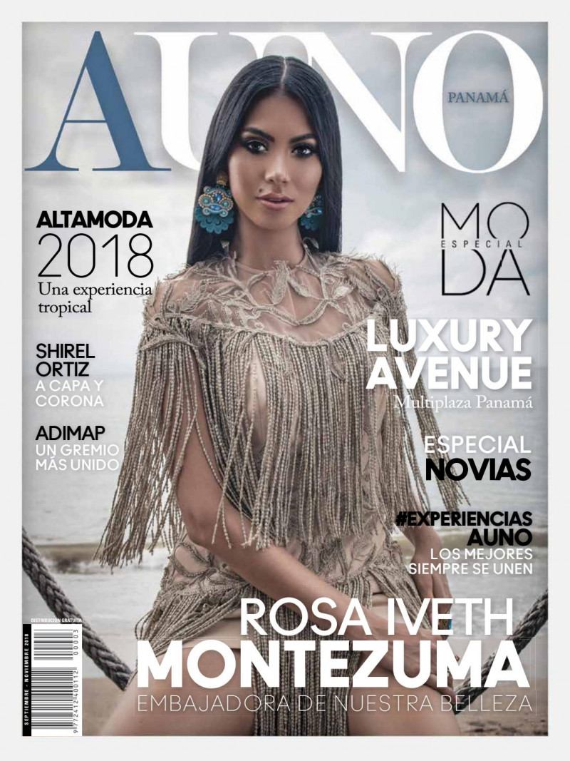 Rosa Iveth Montezuma featured on the Auno Panama cover from September 2018