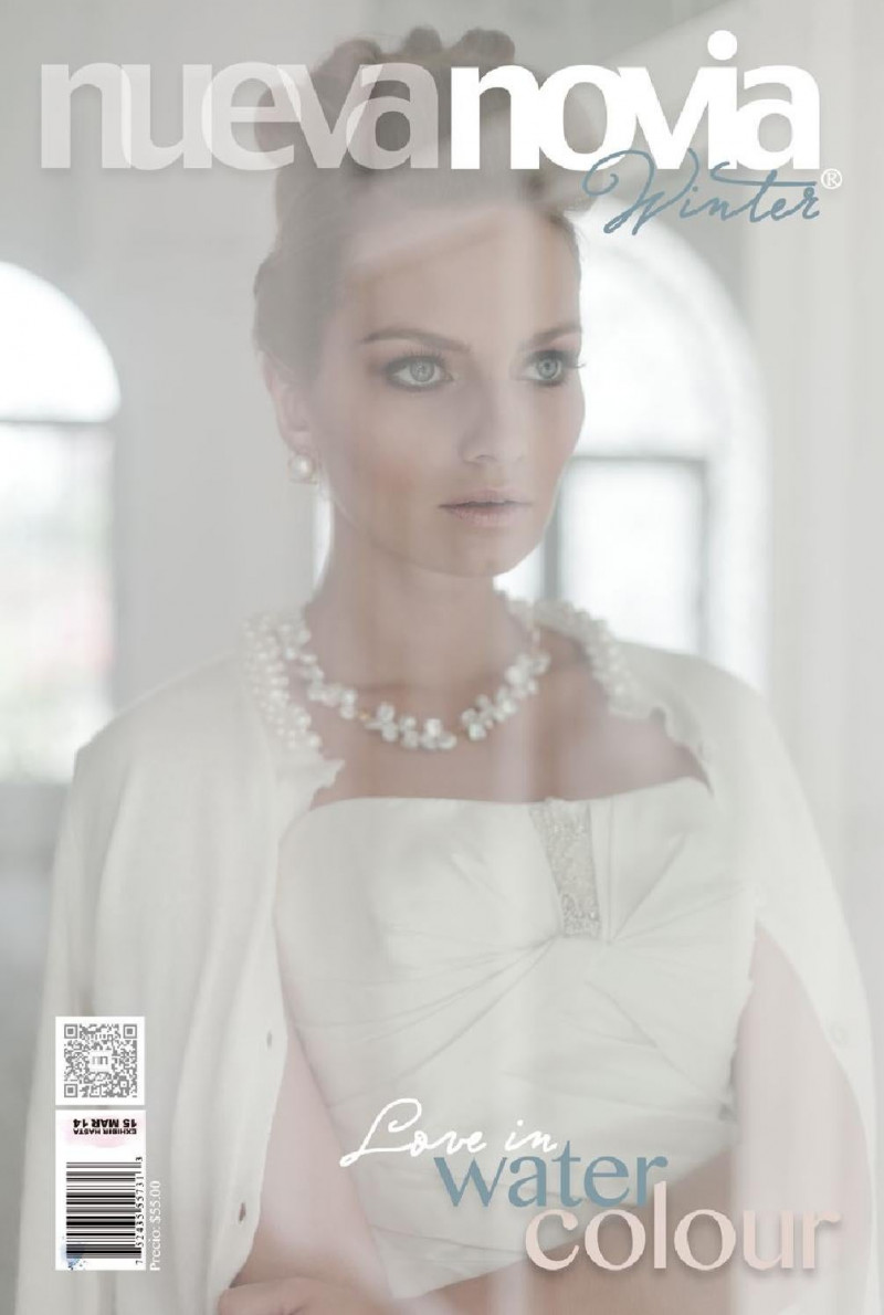 Ana Weib featured on the Nueva Novia cover from December 2013