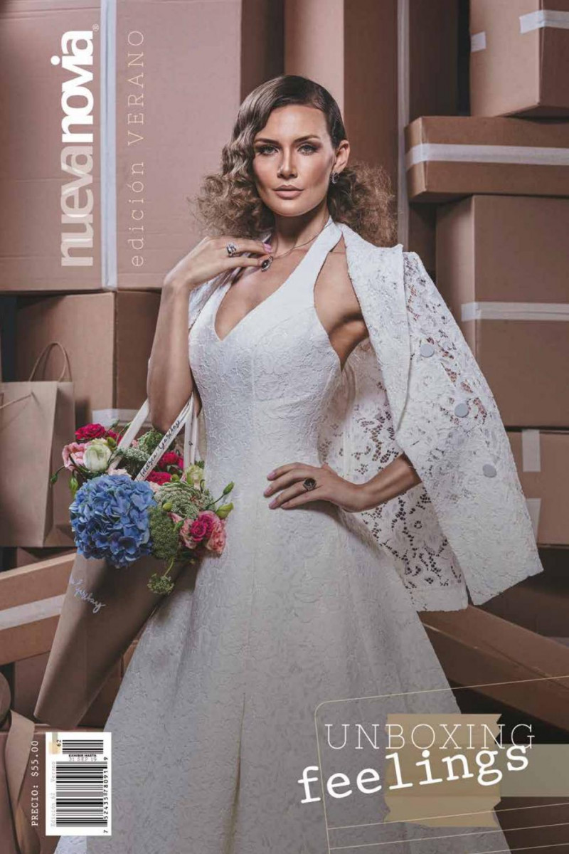 Brenda Pistelli featured on the Nueva Novia cover from June 2019