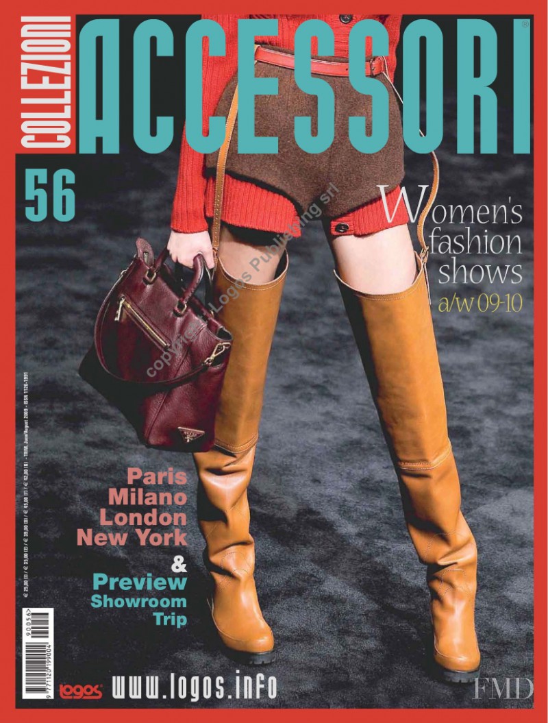 featured on the Collezioni Accessori cover from November 2009