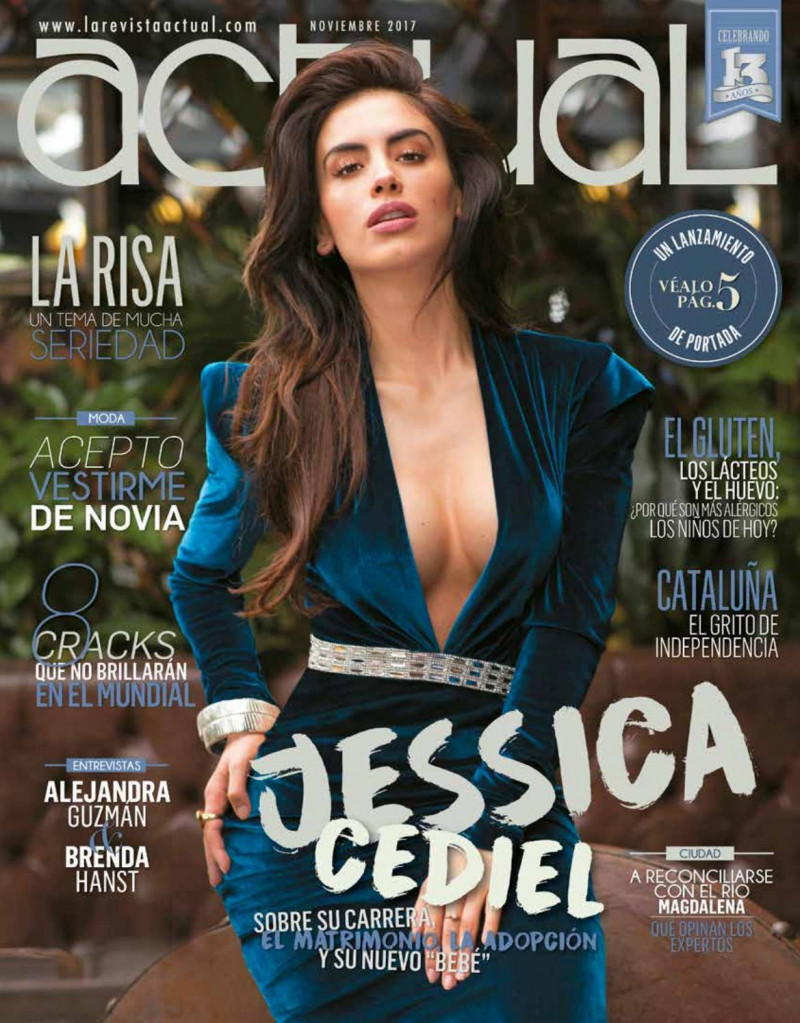 Jessica Cediel featured on the La Revista Actual cover from November 2017