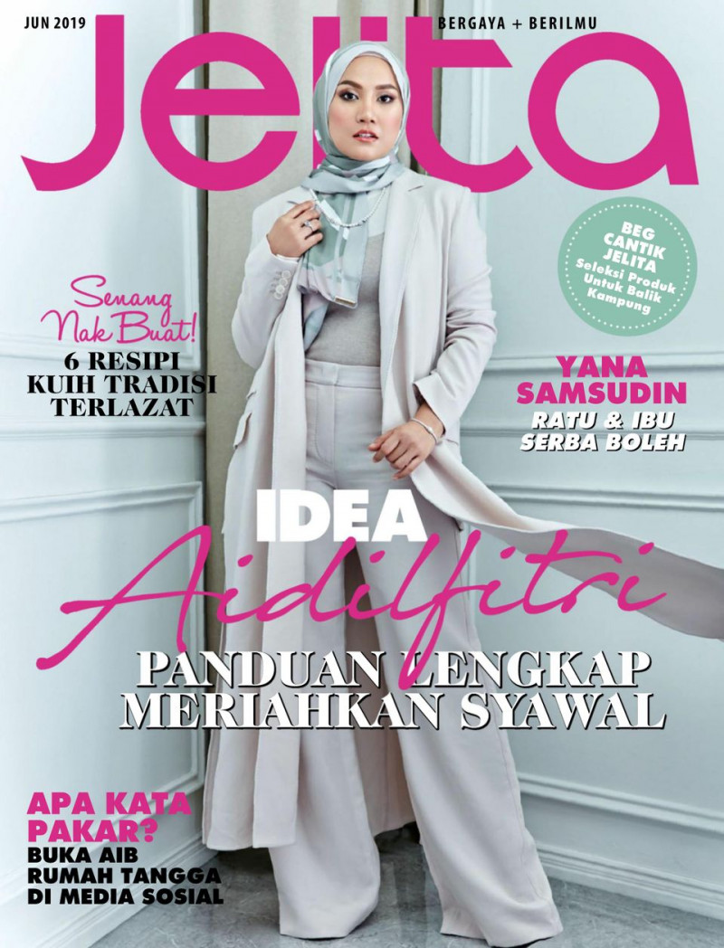  featured on the Jelita cover from June 2019