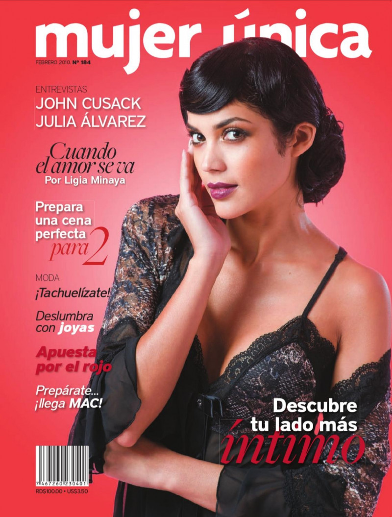  featured on the Mujer Unica cover from February 2010