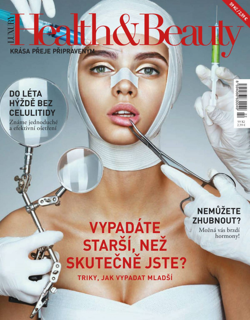  featured on the Luxury Health & Beauty cover from March 2017