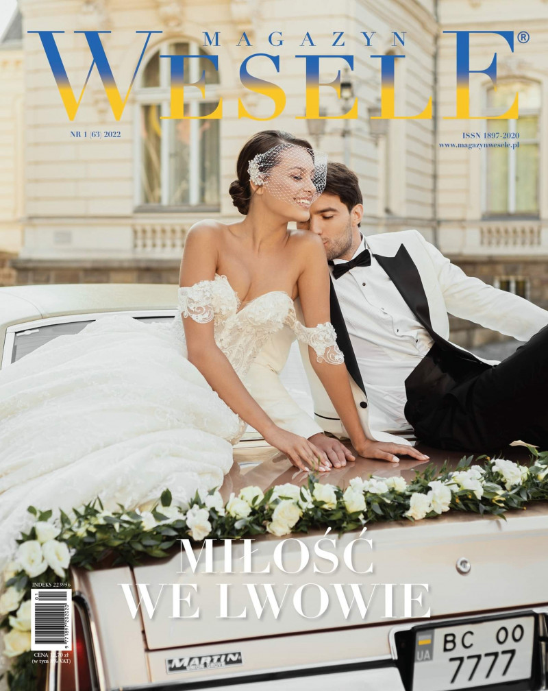 Kateryna, Vitalii featured on the Magazyn Wesele cover from July 2022