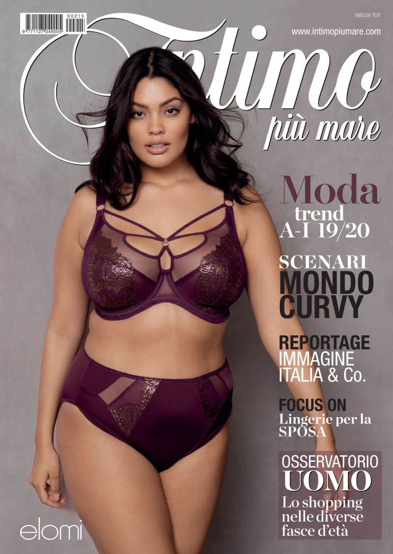  featured on the Intimo Più Mare cover from March 2019