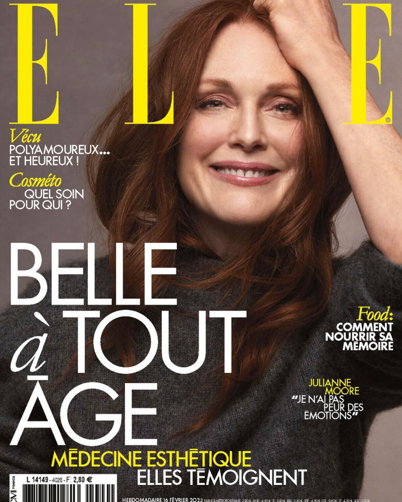 julianne moore featured on the Elle France cover from February 2023