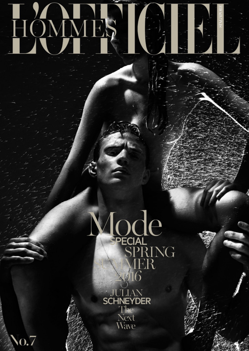Melanie Smith featured on the L\'Officiel Hommes Singapore cover from March 2016