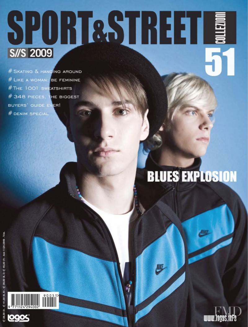  featured on the Collezioni Sport & Street cover from March 2009