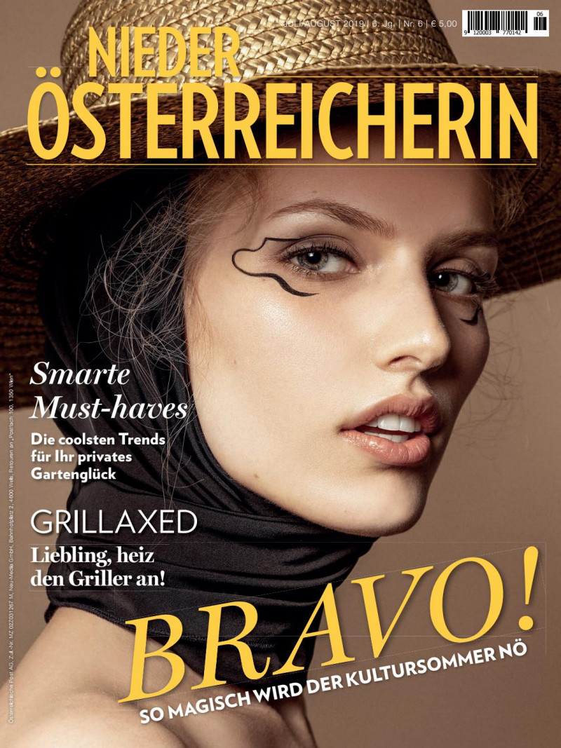  featured on the Nieder Osterreicherin cover from July 2019