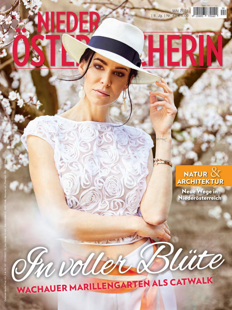 Kerstin Lechner featured on the Nieder Osterreicherin cover from May 2021