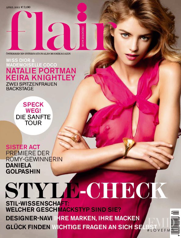 Elyse Taylor featured on the flair Austria cover from April 2011