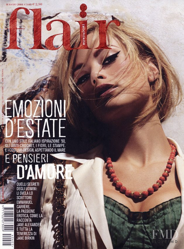 Carolyn Murphy featured on the flair Italy cover from May 2004