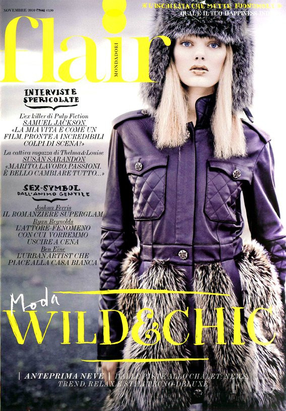 Bregje Heinen featured on the flair Italy cover from November 2010