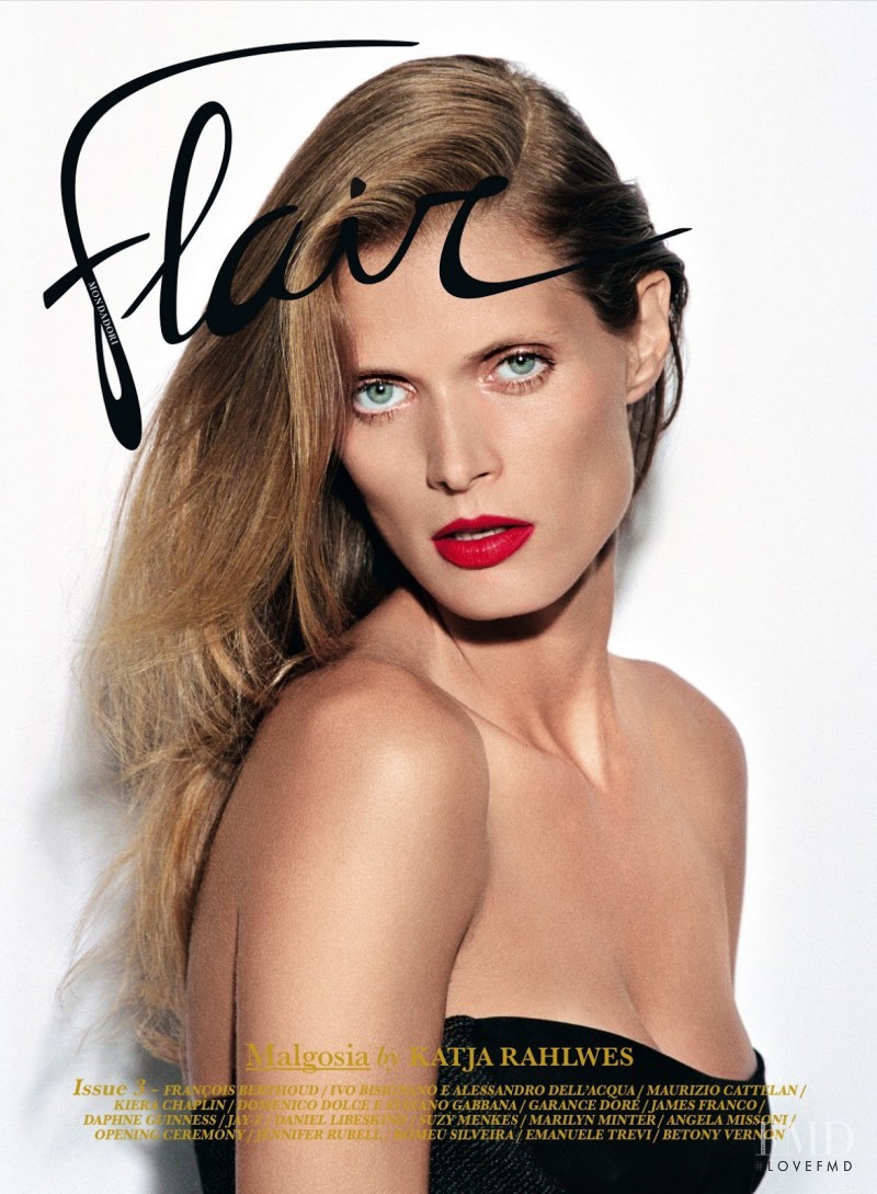 Malgosia Bela featured on the flair Italy cover from December 2012