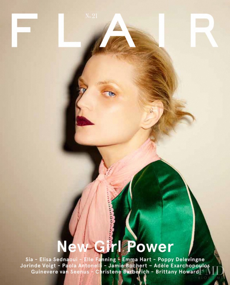 Guinevere van Seenus featured on the flair Italy cover from February 2016