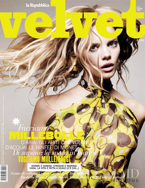 Marloes Horst featured on the Velvet Italy cover from June 2009