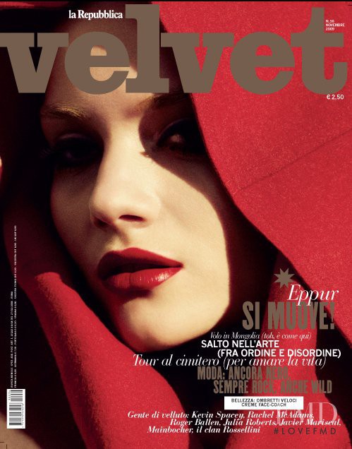 Olya Ivanisevic featured on the Velvet Italy cover from November 2009