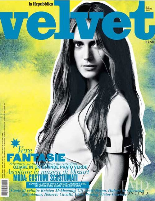 Yana Karpova featured on the Velvet Italy cover from June 2010