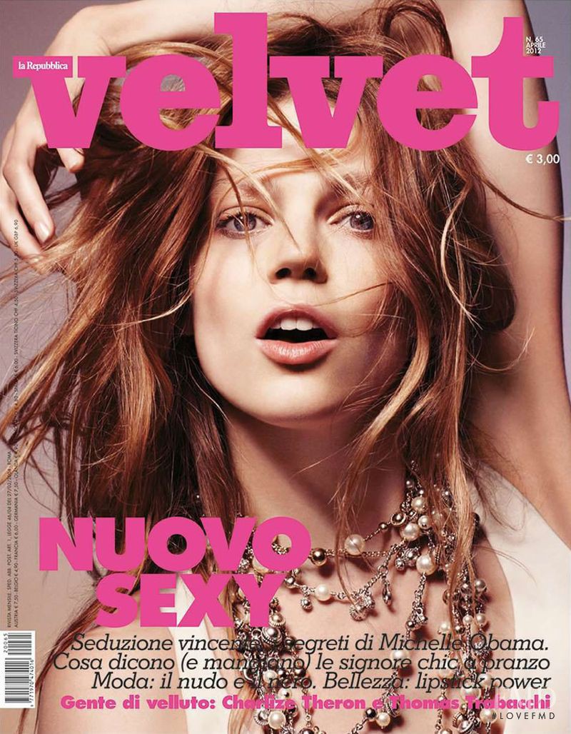Masha Novoselova featured on the Velvet Italy cover from April 2012