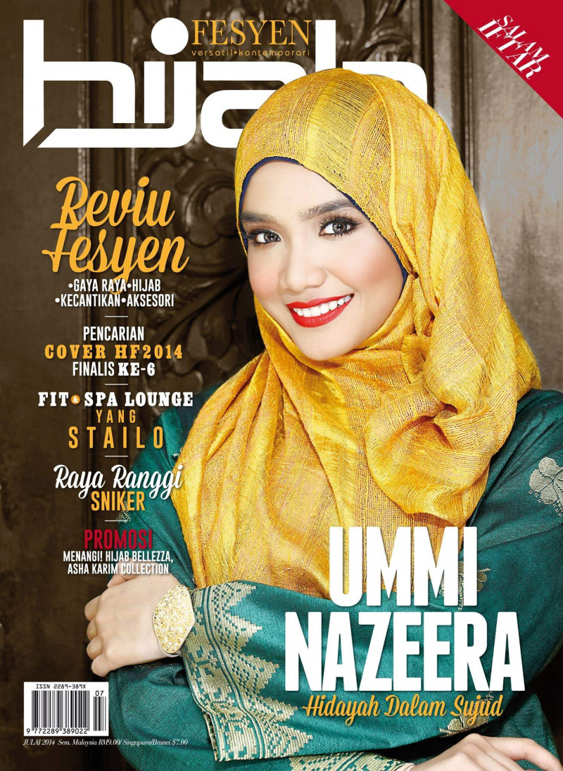  featured on the Hijab Fesyen cover from July 2014