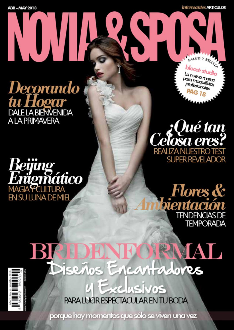  featured on the Novia & Sposa cover from April 2013