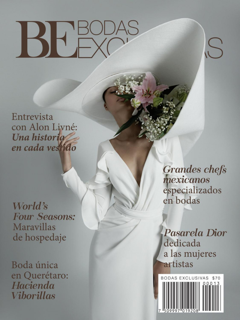  featured on the Bodas Exclusivas cover from March 2018