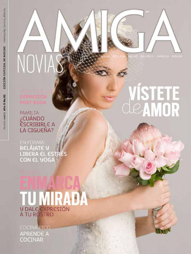  featured on the Amiga Novias Mexico cover from October 2010