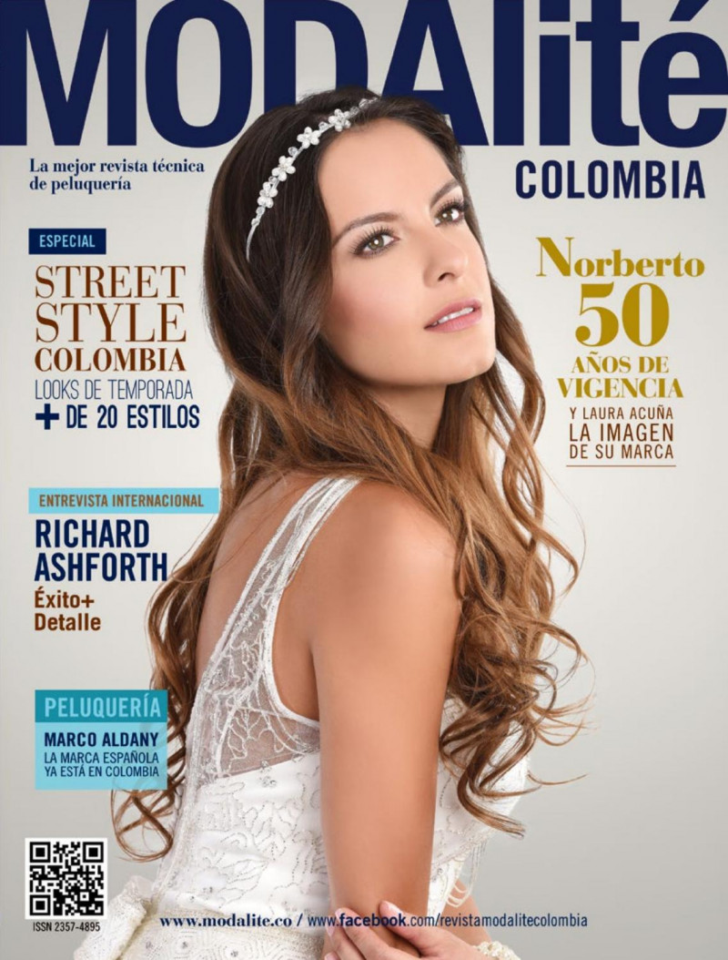  featured on the MODAlite Colombia cover from September 2015